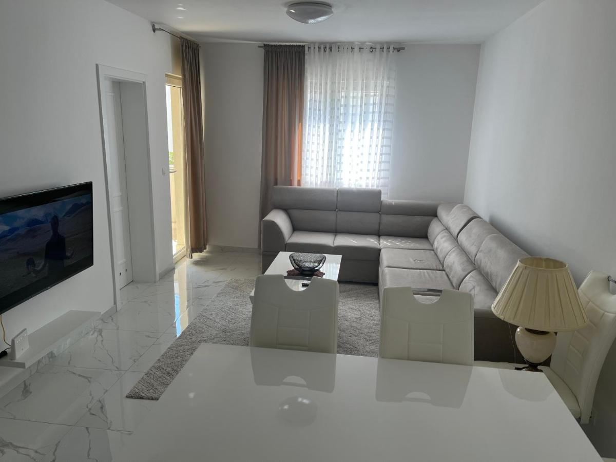 Adriatic Apartman Bečići Esterno foto